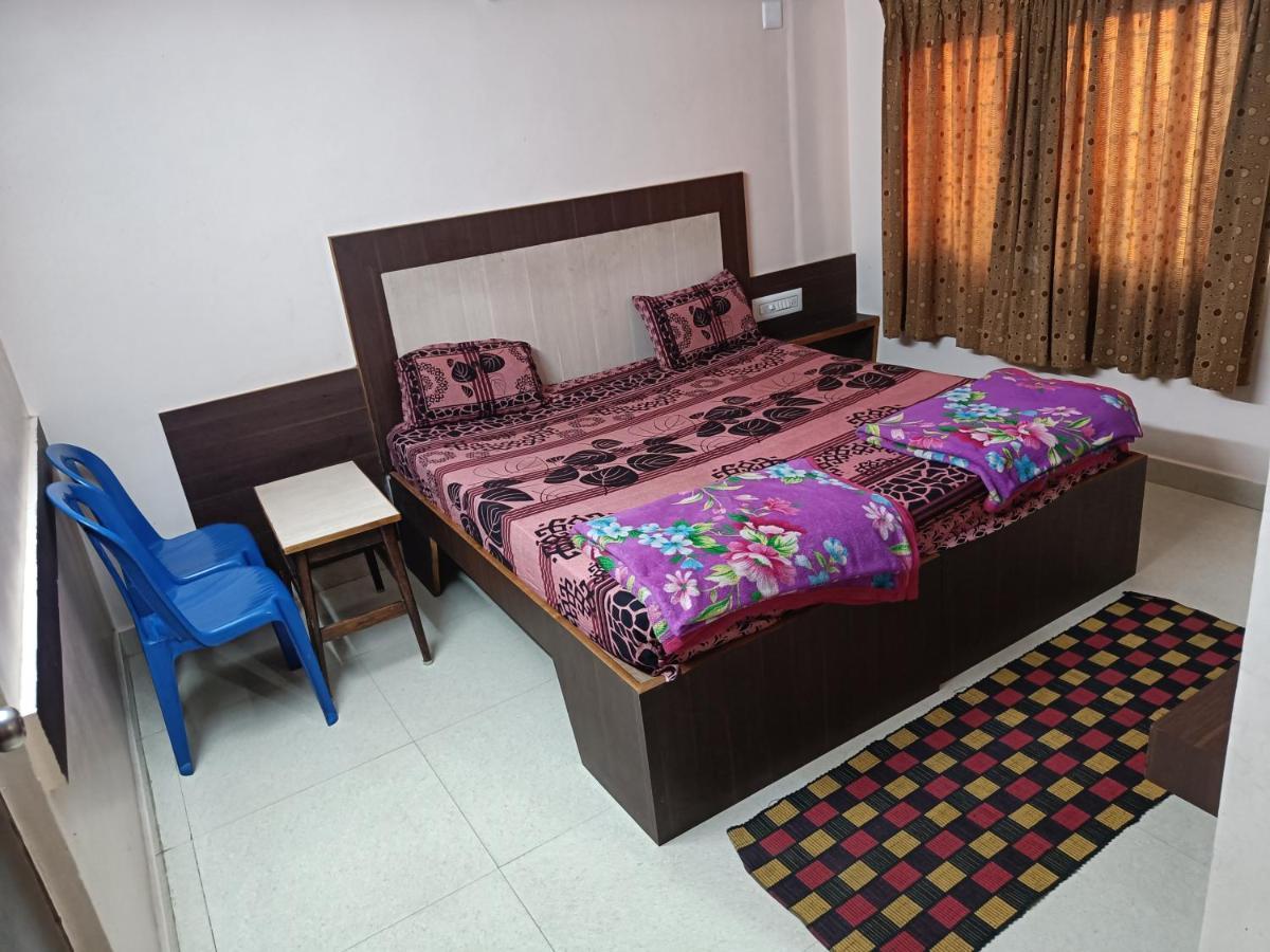 Sri Vishnu Krupa Lodging Belur  Zewnętrze zdjęcie