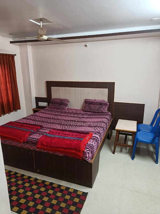 Sri Vishnu Krupa Lodging Belur  Zewnętrze zdjęcie